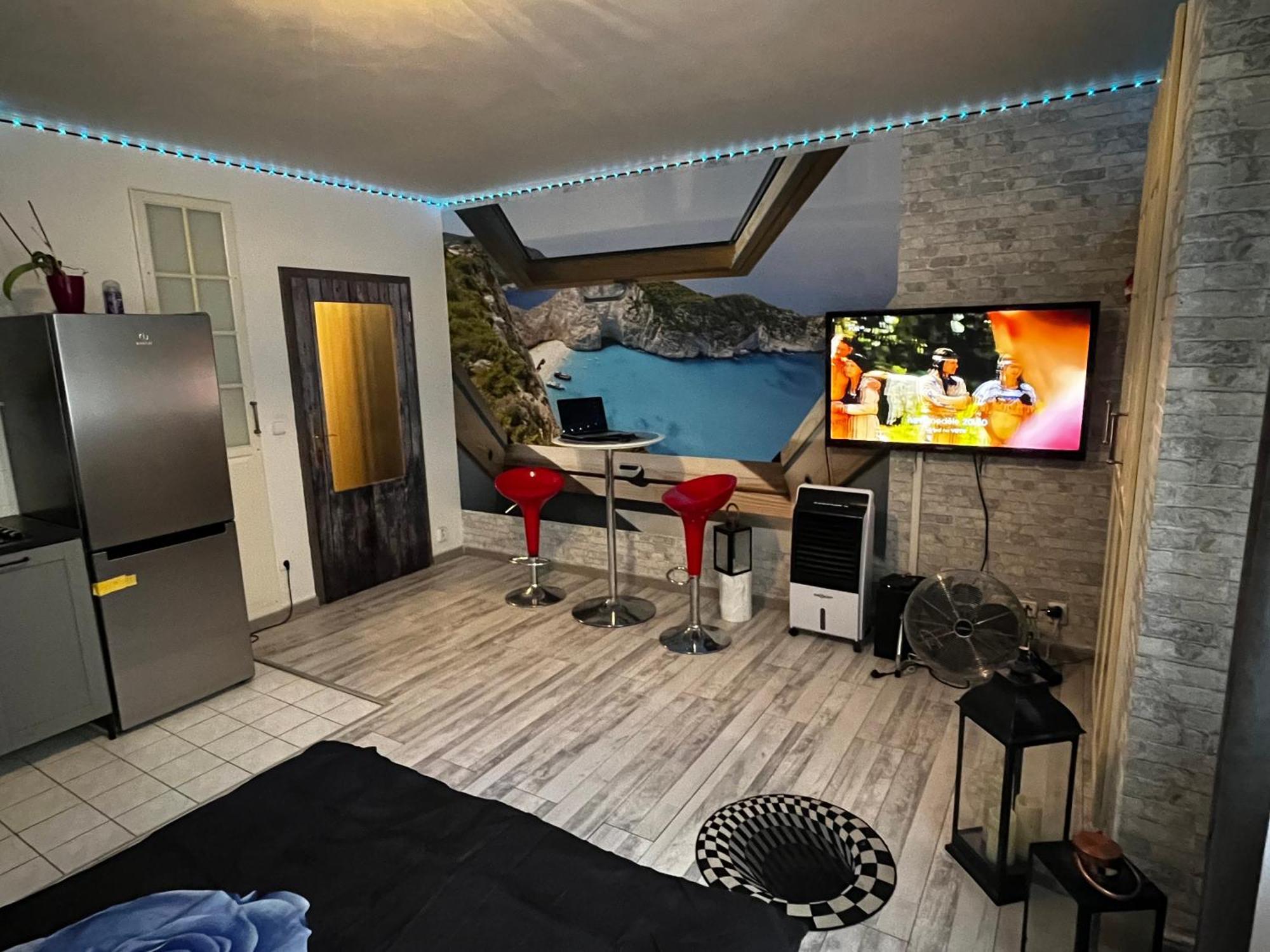 Monfas Apartment Provence In Prága Kültér fotó